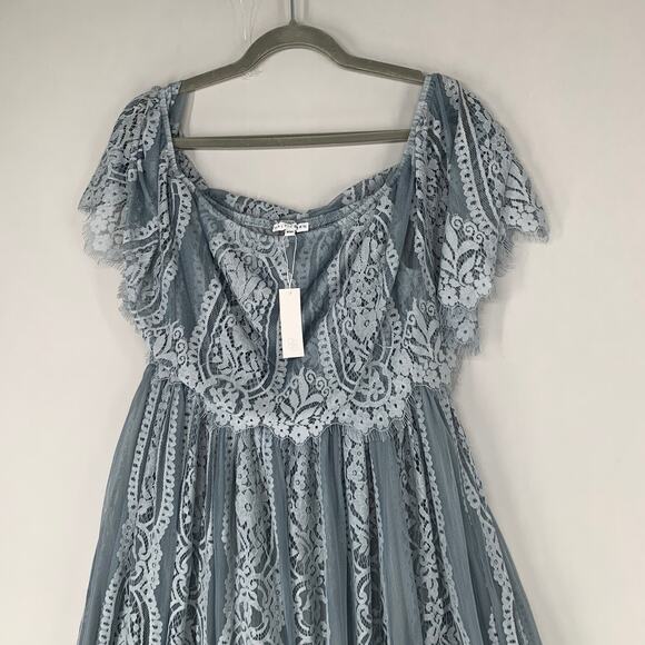 Elegant Blue Lace Women Dress - Picture 2 of 12